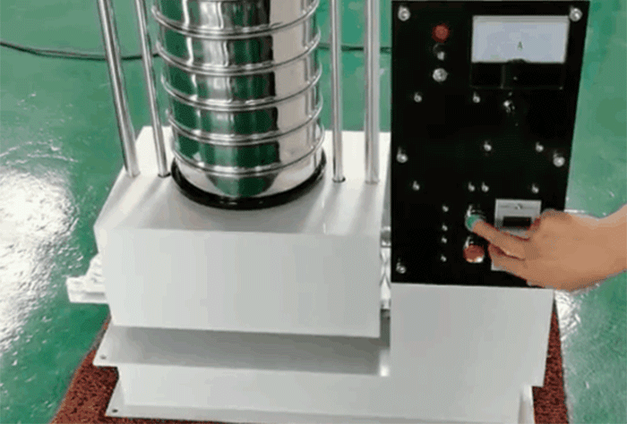 磁懸浮試驗篩懸浮振動不易損壞軸承，數(shù)字化控制篩分更精確。